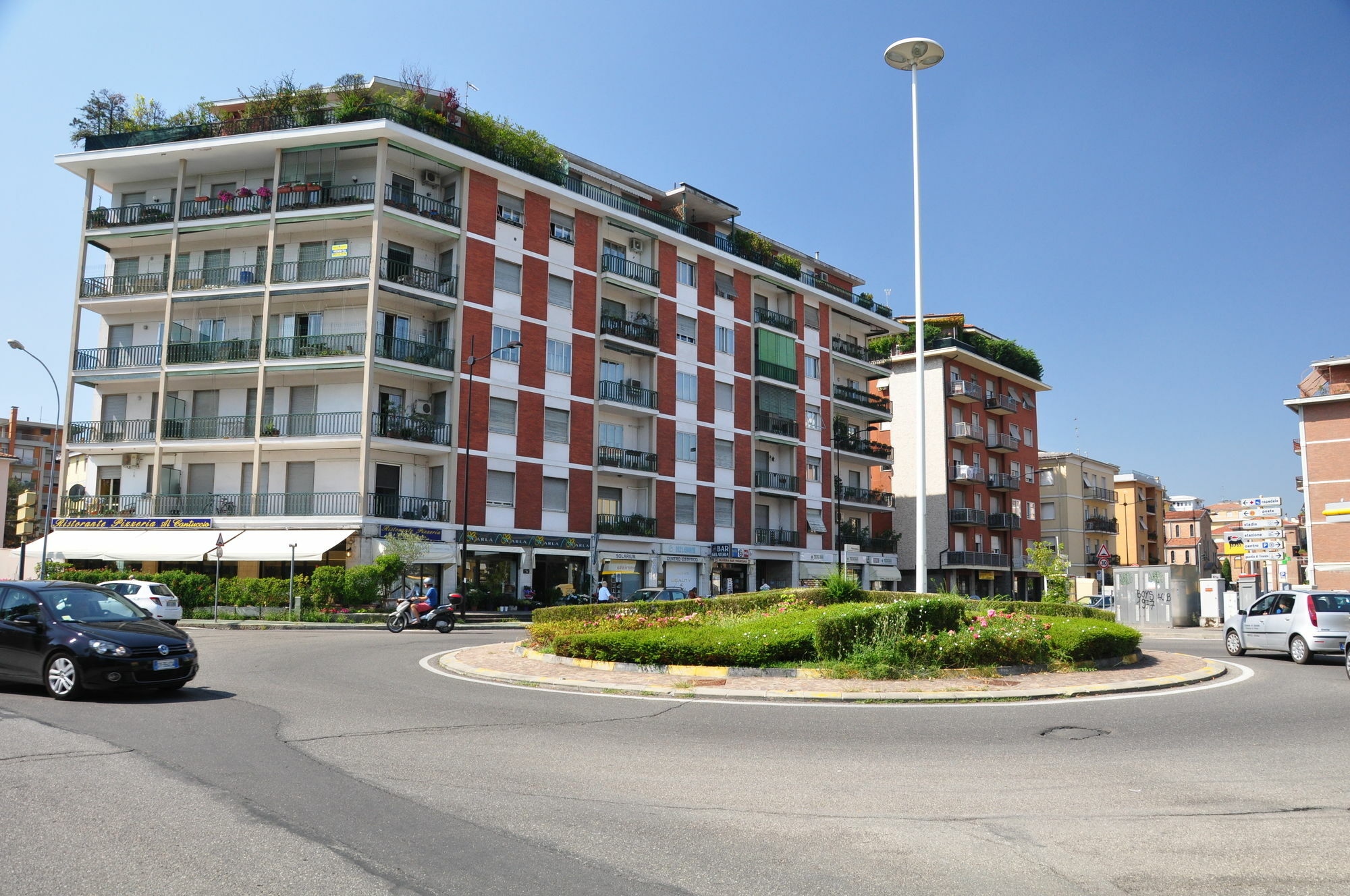 A Casa Di Franci Apartment ปาร์มา ภายนอก รูปภาพ