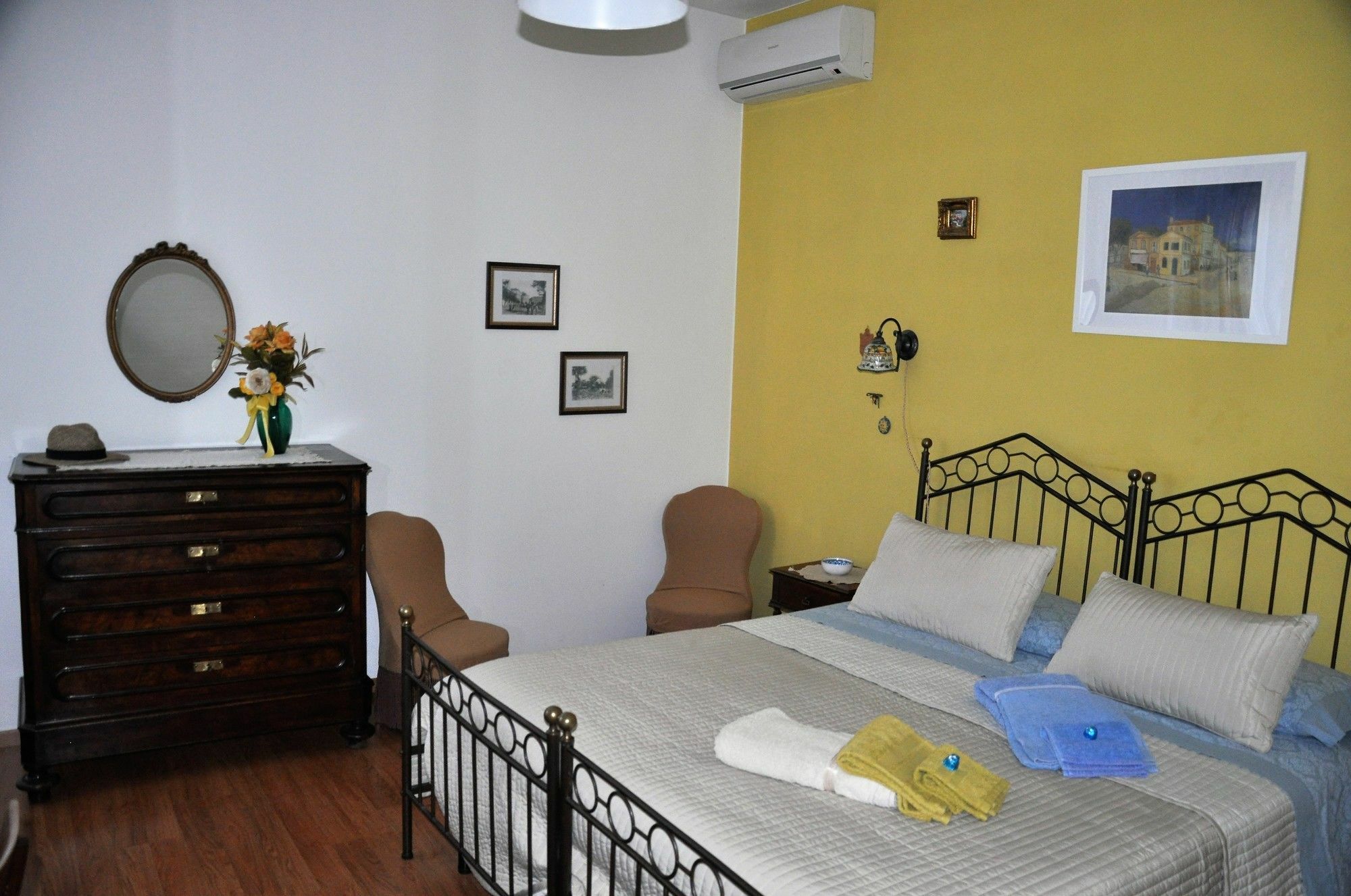 A Casa Di Franci Apartment ปาร์มา ภายนอก รูปภาพ